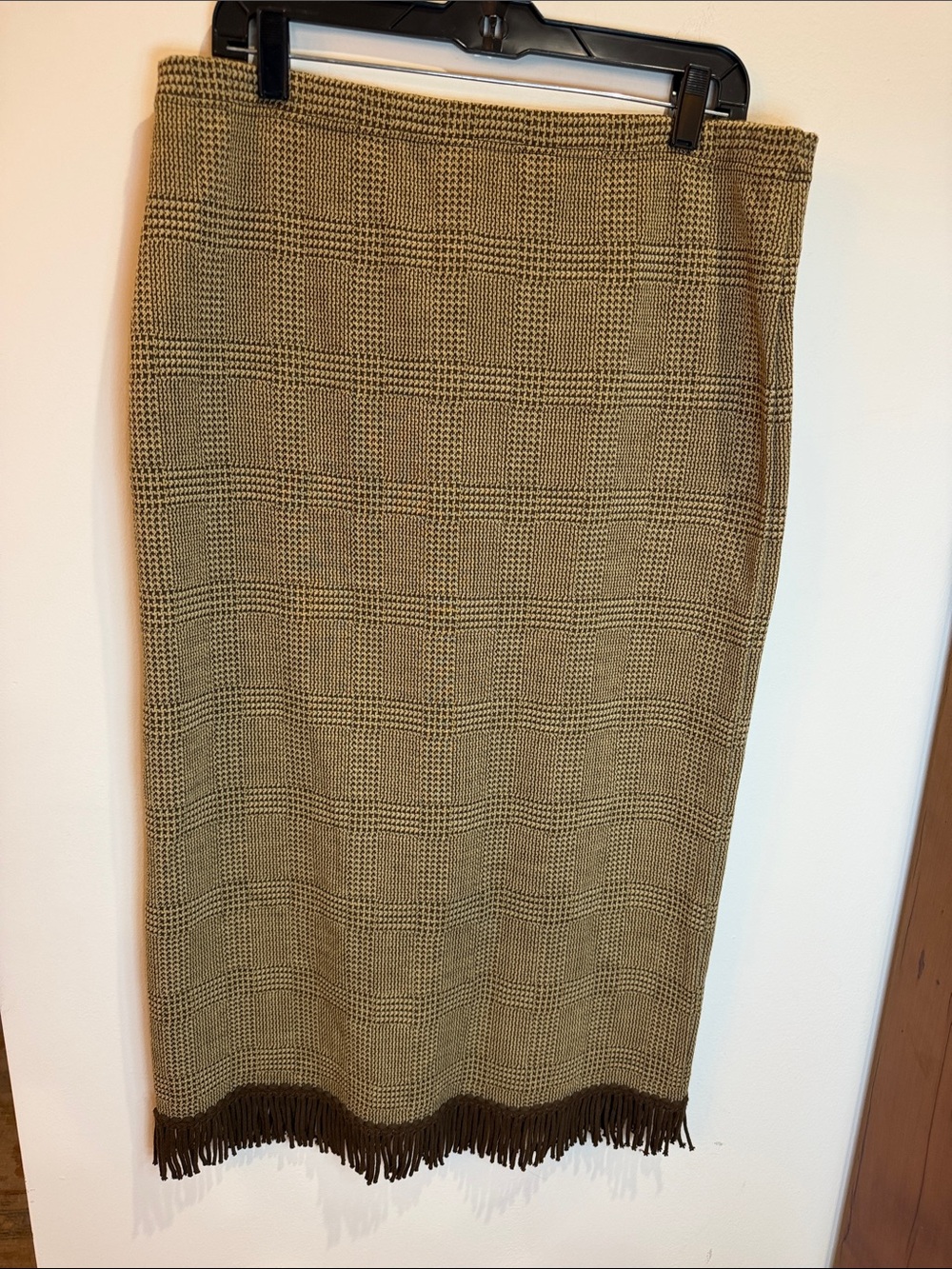 Lennie for Nina Leonard Brown/Tan Houndstooth Knit Pencil Skirt w/Fringe Accent
